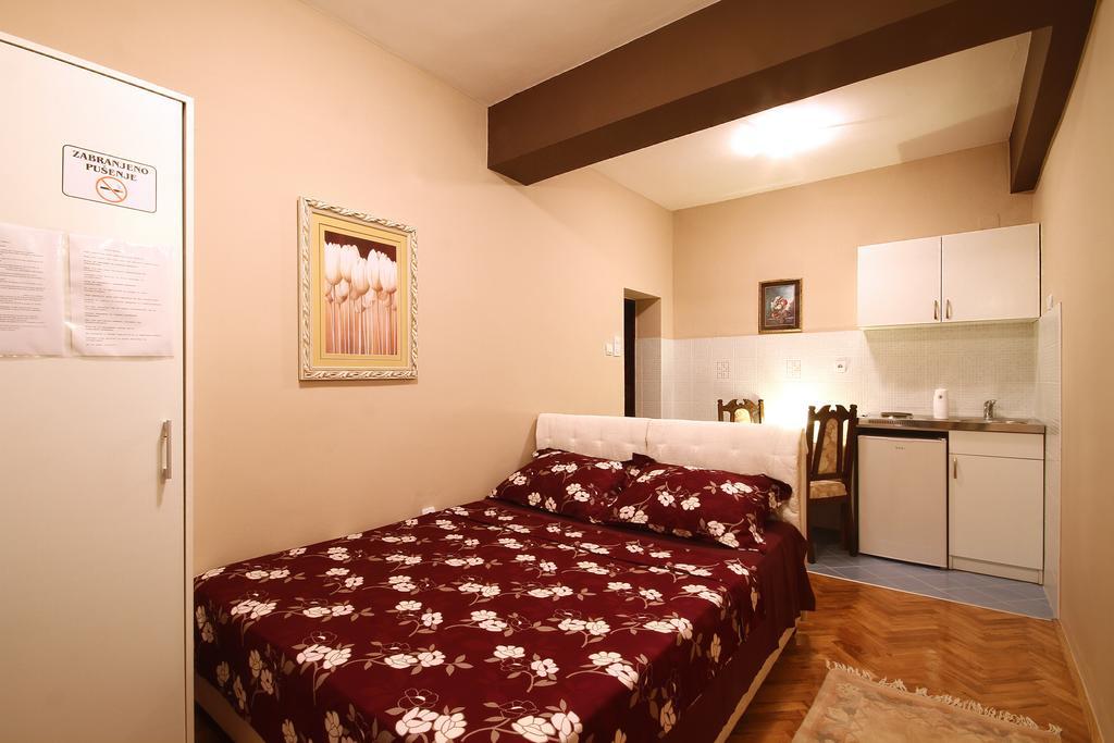 Apartments Vila Galileo Μπούντβα Δωμάτιο φωτογραφία